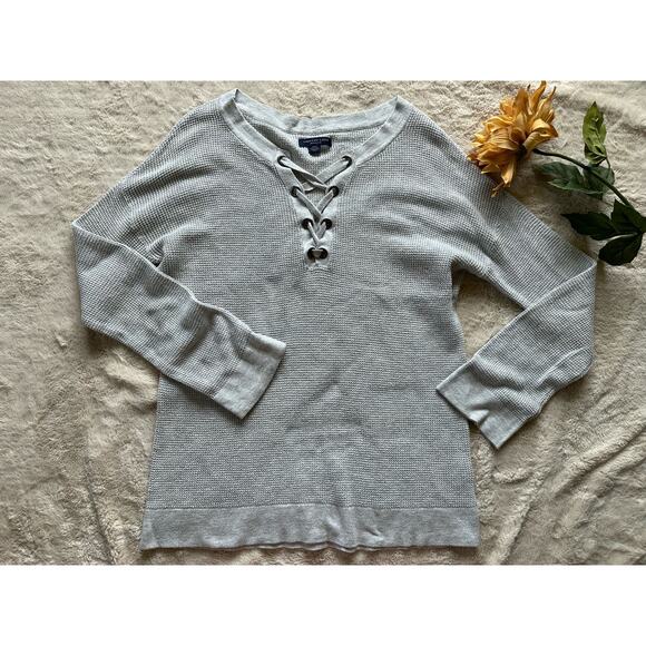 American Eagle Gray Tie Neck Henley Top Medium - Picture 1 of 7